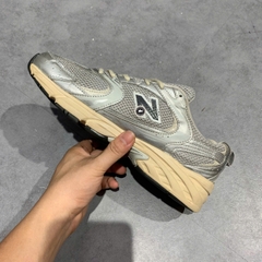 NEW BALANCE 530 'SILVER METALLIC & MOONBEAM' MR530VS SIZE 41.5 GIÀY 2HAND CHÍNH HÃNG  PVN21038