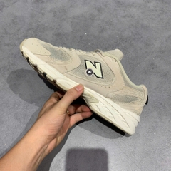 NEW BALANCE 530 'IVORY' MR530SH SIZE 41.5 GIÀY 2HAND CHÍNH HÃNG PVN21022