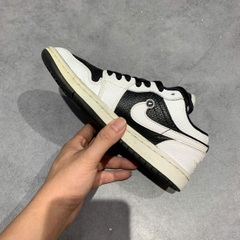 NIKE AIR JORDAN 1 LOW SE HOMAGE WHITE BLACK DR0502 101 SIZE 35.5 GIÀY 2HAND CHÍNH HÃNG PVN22166