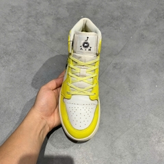 🔥 NIKE AIR JORDAN 1 MID ‘DYNAMIC YELLOW FLORAL’ – SIZE 37.5 – PVN23095 – CHÍNH HÃNG