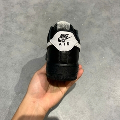 🔥 NIKE AIR FORCE 1 LOW RETRO QS ‘BLACK WHITE’ – SIZE 38.5 – PVN23086 – CHÍNH HÃNG