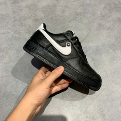 🔥 NIKE AIR FORCE 1 LOW RETRO QS ‘BLACK WHITE’ – SIZE 38.5 – PVN23086 – CHÍNH HÃNG