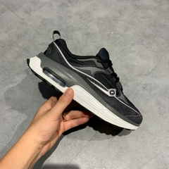 🔥 NIKE AIR MAX BLISS ‘BLACK / OIL GREY / IRON GREY / METALLIC SILVER’ – SIZE 38.5 – PVN22914 – CHÍNH HÃNG