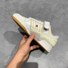 🔥 Adidas Originals Forum Low 'White Ecru Tint Gum' – SIZE 37 1/3 – PVN23067 – CHÍNH HÃNG