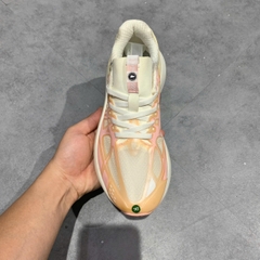 🔥 MIZUNO PI MONO ‘PINK / WHITE’ – SIZE 38.5 – PVN23012 – CHÍNH HÃNG