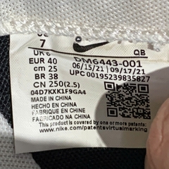 🔥 Nike Blazer Low Sacai Black Patent Leather – SIZE 40 – PVN22879 – CHÍNH HÃNG