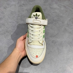 🔥 ADIDAS FORUM 84 LOW ‘WHITE CREW GREEN’ – SIZE 43 1/3 – PVN23403 – CHÍNH HÃNG