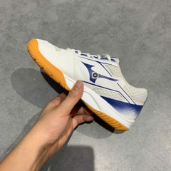 🔥 MIZUNO SKY BLASTER 4 WIDE “WHITE/BLUE” – SIZE 36.5 – PVN23896 – CHÍNH HÃNG