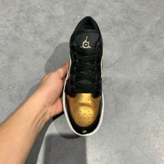 🔥 AIR JORDAN 1 LOW “GOLD TOE” – SIZE 36 – PVN23967 – CHÍNH HÃNG