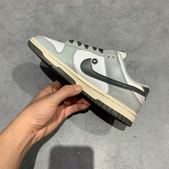 🔥 NIKE DUNK LOW “LIGHT SMOKE GREY” – SIZE 36.5 – PVN23995 – CHÍNH HÃNG