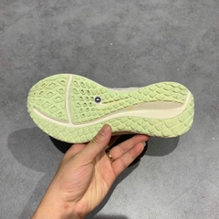 🔥 NIKE DOWNSHIFTER 13 “PEARL PINK / FOOTBALL GREY” – SIZE 36 – PVN23836 – CHÍNH HÃNG