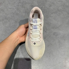🔥 NIKE DOWNSHIFTER 13 “PEARL PINK / FOOTBALL GREY” – SIZE 36 – PVN23836 – CHÍNH HÃNG