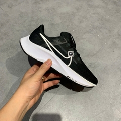 🔥 NIKE AIR ZOOM PEGASUS 38 “BLACK/WHITE” – SIZE 36.5 – PVN23918 – CHÍNH HÃNG