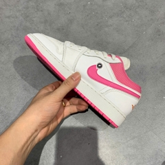 🔥 NIKE AIR JORDAN 1 LOW ‘PINKSICLE ORANGE’ – SIZE 37.5 – PVN23945 – CHÍNH HÃNG