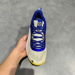 🔥 Giày Under Armour Curry 3Z6 ‘Warriors Home’ 3025090‑103 – SIZE 37.5 – PVN23855 – CHÍNH HÃNG