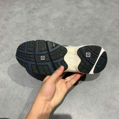 🔥 NEW BALANCE 725 “METALLIC SILVER WHITE” ML725B – SIZE 42 – PVN25007 – CHÍNH HÃNG