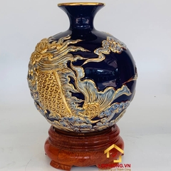 Bình hút tài lộc cá chép hóa rồng vẽ vàng màu vàng, xanh, đỏ cao 22 cm – 25 cm