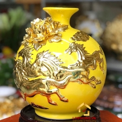 Bình hút tài lộc mã đáo thành công dát vàng cao 22 cm đường kính 19 cm