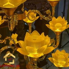 Đèn Thờ Hoa Sen Thủy Lưu Ly thân cổ 34 bông nở vàng cao 200cm