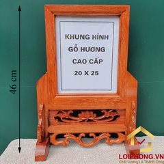 Khung ảnh thờ gỗ hương kiểu dáng đơn giản kích thước ảnh 20x25 cm