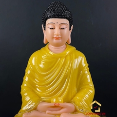 Tượng Phật Thích Ca Ngồi Tĩnh Tâm Đế Hoa Sen Bằng Bột Đá Thạch Anh Viền Vàng Cao 30 – 48cm