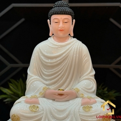 Tượng Phật Thích Ca Tĩnh Tâm Ngồi Đài Sen 8 Cạnh Bằng Bột Đá Trắng Viền Vàng Cao 65 cm