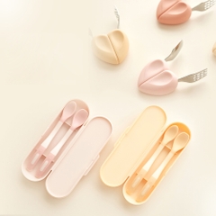 Bộ thìa ăn dặm silicon Moyuum - 2 cấp độ - 4m+ - Màu Hồng blossom