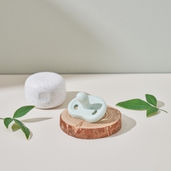 Ti giả 100% silicon Moyuum - 6m+ - Màu xanh mint