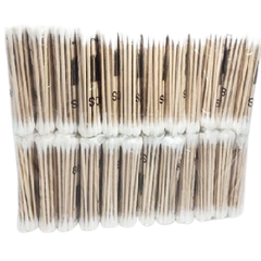 Tăm bông thân gỗ