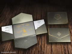 (DQ2323-nâu đậm nhũ) Thiệp Cưới Ép Kim Cao Cấp/Thiệp Cưới Luxury