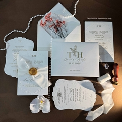 (DQ-25VIP04-KemNK vân nhật) Thiệp Cưới Cao Cấp 2026