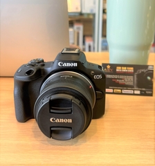 Canon R50