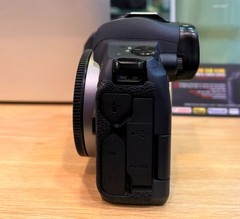 Canon R