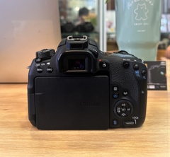 CANON 77D