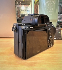 SONY A7III