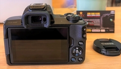 Canon M50