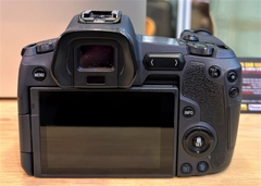 Canon R