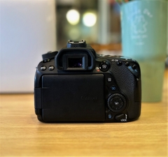 Canon 80D