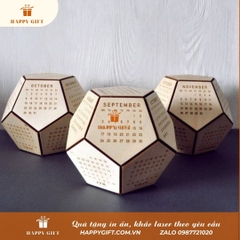 Lịch Gỗ Để Bàn 12 Mặt 2024 - Chất Gỗ MDF Cao Cấp Chống Nước Và Nấm Mốc, Khắc Logo Lời Chúc Theo Yêu Cầu