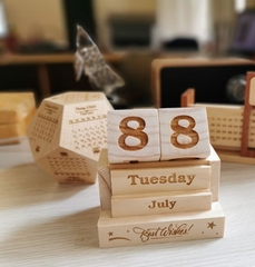 Lịch để bàn mini bằng gỗ có thể điều chỉnh sáng tạo cho trường học/ văn phòng