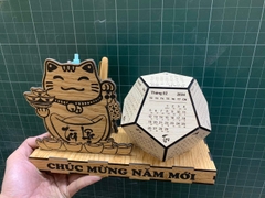 Lịch để bàn khắc hình theo năm, mẫu mã đa dạng