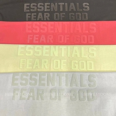 ESSENTIALS T-SHIRTS
