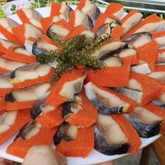 Cá trích ép trứng