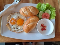 Bánh mỳ ốp la