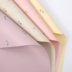 Xấp 20 tờ giấy gói hoa họa tiết hoa tulip chống thấm nước, giấy dày đứng form