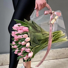 Túi xách mica trong suốt đựng hoa hot trend