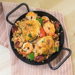 Chảo thép carbon Lodge hai quai cầm