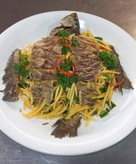 Gỏi xoài khô cá sặc