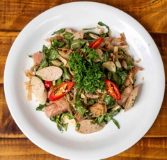 Gỏi tré quán ghiền