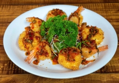 Tôm lăn kiểu thái đậu hủ trứng